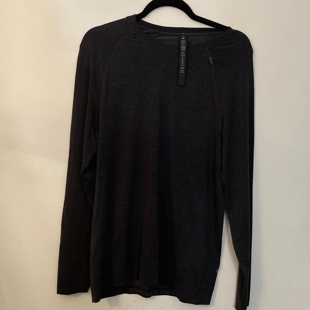 Lululemon metal vent long sleeve shirt LM3Doys